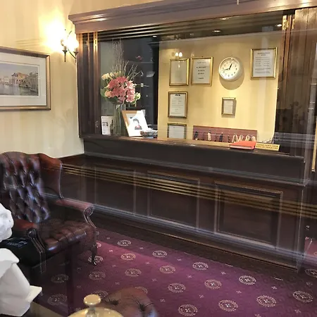 Balmoral House Hotel-2